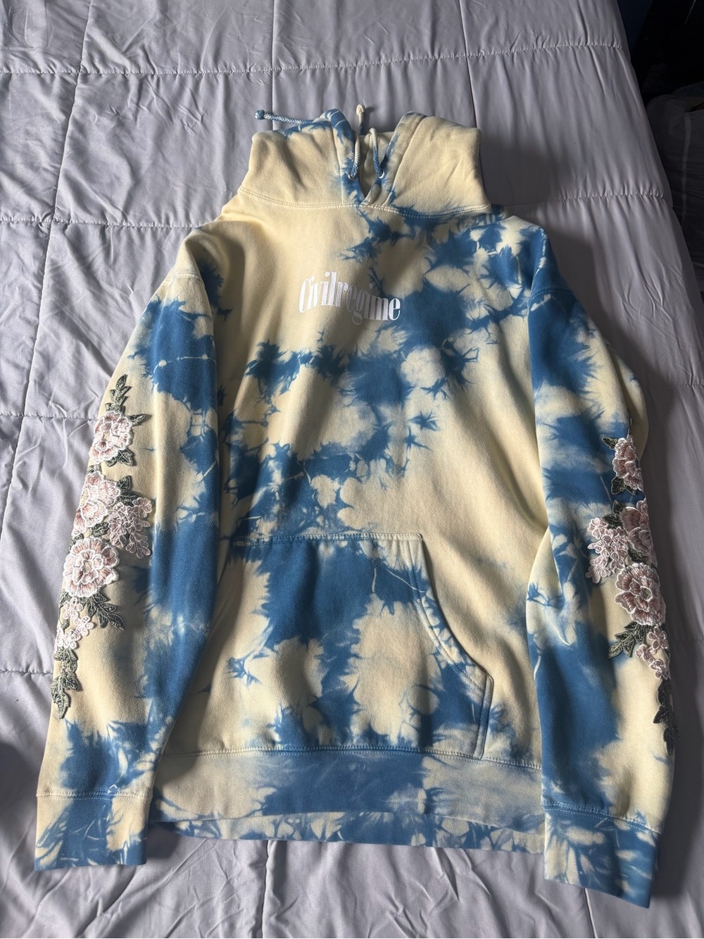 Civil Regime Blue and Cream Tie-Dye Floral Appliqué Hoodie Sweater